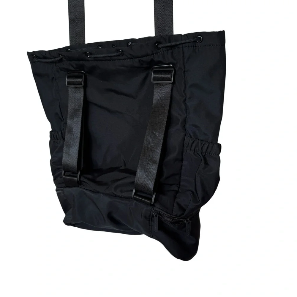Beyond Yoga Convertible Gym Bag Backpack Tote Black Unisex Multiple Pockets